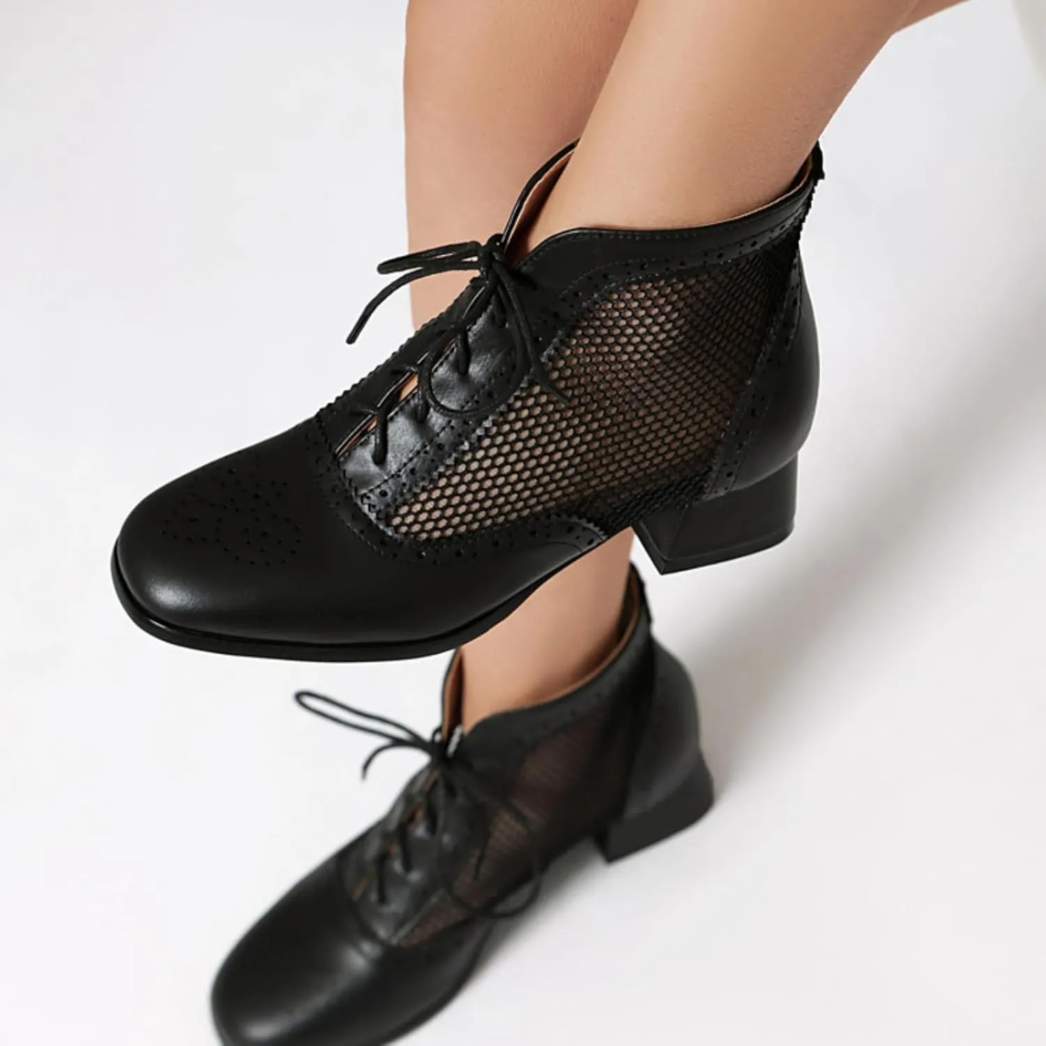 Aflngle Women's Lace Up Mesh Sandals Shoes Fashion Square Closed Toe Low Chunky Heels Block Summer Fishing Net Breathable Ankle Boots