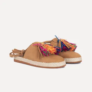 Baçal - espadrilles with handmade raffia applications in camel