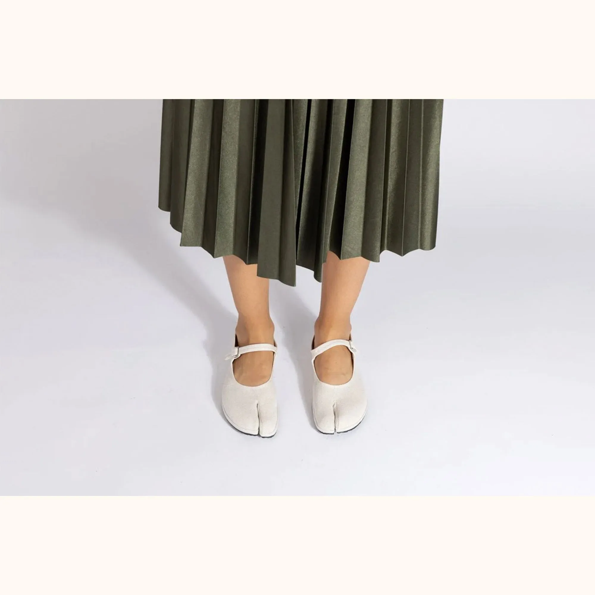 JAPANESE TABI SHOES - PEACH